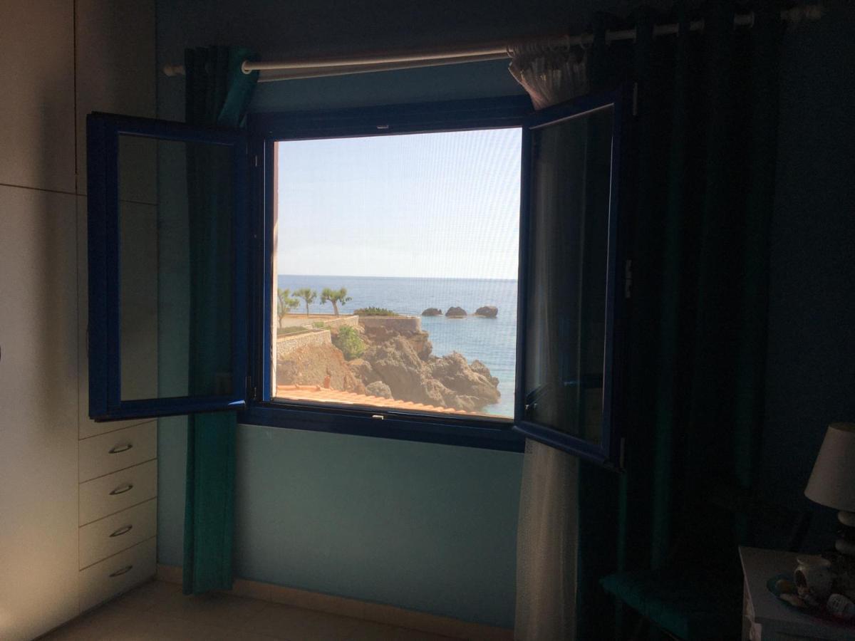 Great Sea-View Apartment. Hora Sfakion Exterior photo